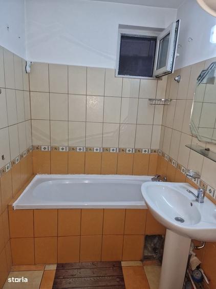 Apartament cu 2 camere semidecomandat în Ultracentral