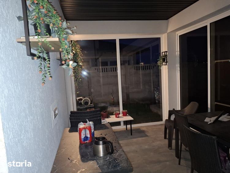 Casă cu 4 camere cu Teren 700 Mp în Cornetu