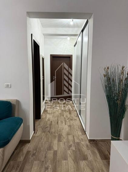 Apartament cu 3 camere decomandat, mobilat în Girocului