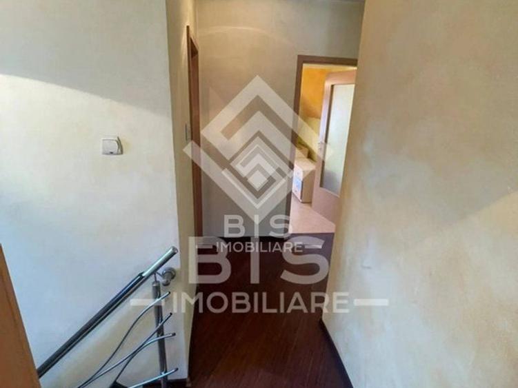 Apartament cu 4 camere decomandat în Sud-Est