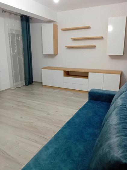 Apartament cu 2 camere decomandat în Florești