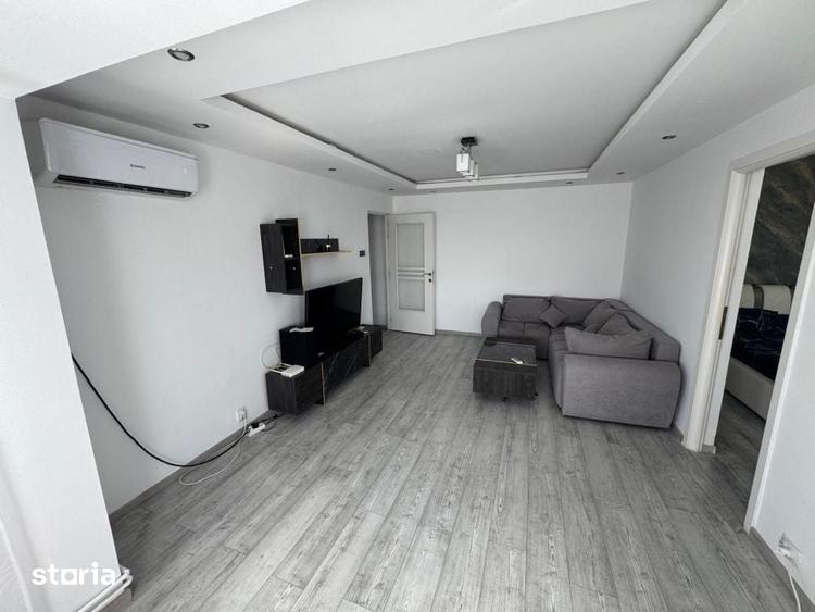 Apartament cu 2 camere semidecomandat în Craiovița Nouă