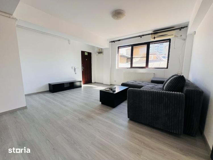 Apartament cu 3 camere semidecomandat, mobilat în Ferdinand
