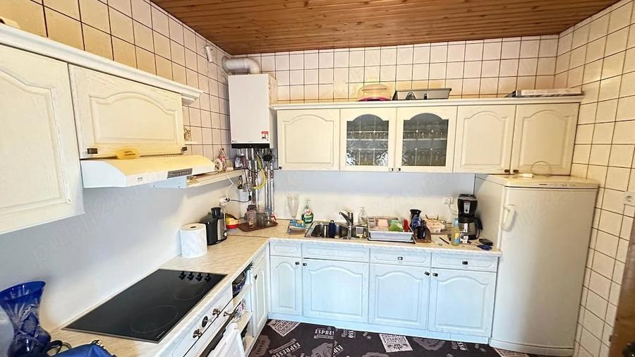 Casă cu Teren 1420 Mp în Ghiroda
