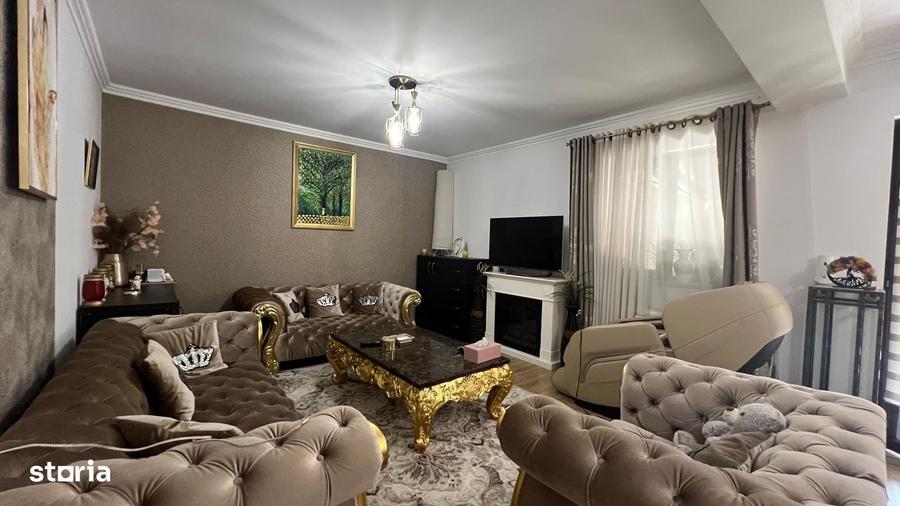 Casă cu 4 camere în Crevedia