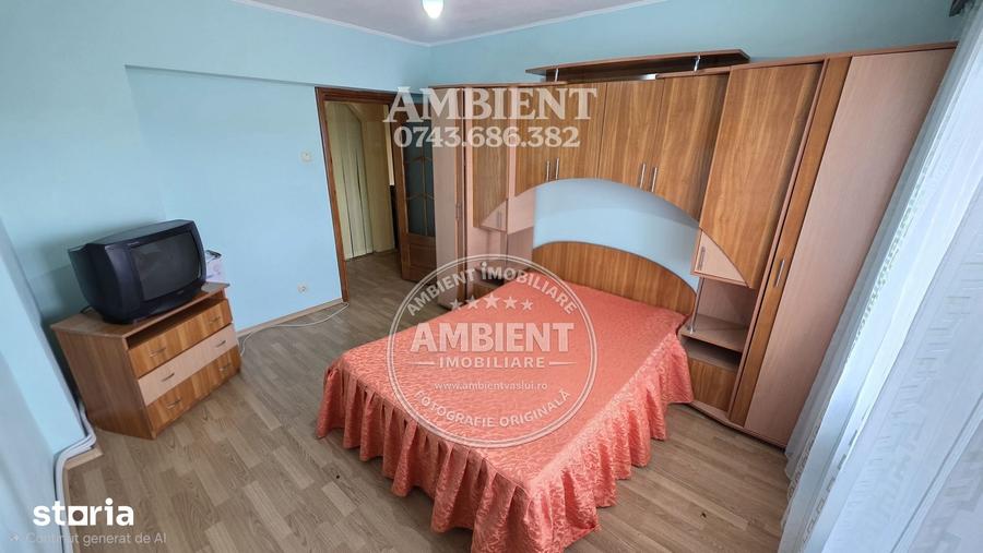 Apartament cu 3 camere decomandat în Gară
