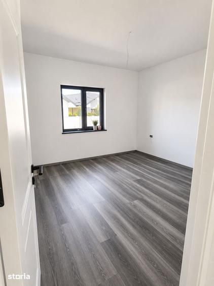 Casă cu 3 camere cu Teren 300 Mp în Central