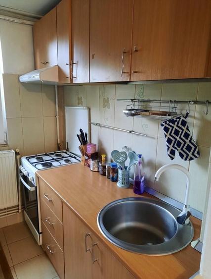 Apartament cu 2 camere semidecomandat în Canta