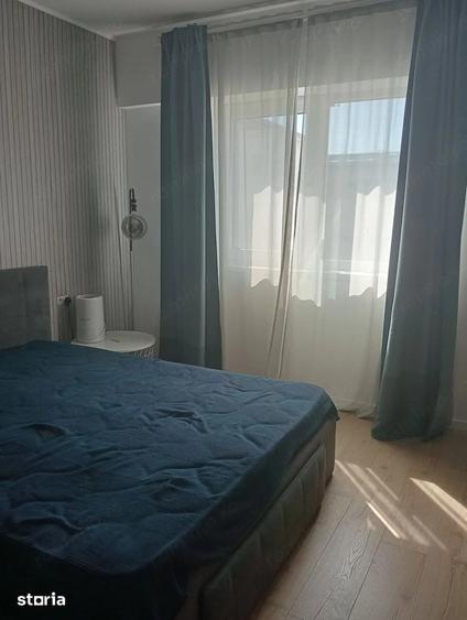 Apartament cu 3 camere decomandat în Străulești