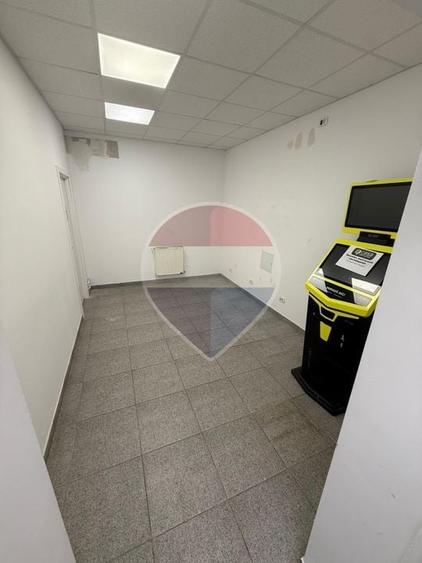 Spațiu comercial, de 88 mp, în Vlahuță
