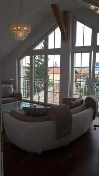 Apartament cu 4 camere decomandat în Calea Dumbrăvii