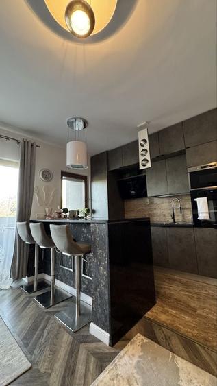 Apartament cu 2 camere decomandat în Exterior Vest