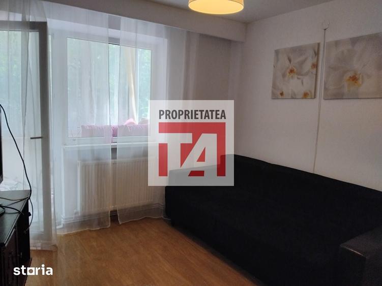 Apartament cu 2 camere decomandat în Progresul
