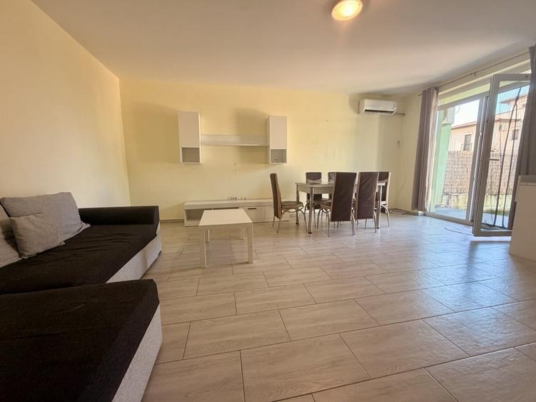 Apartament cu 3 camere decomandat, mobilat în Dumbrăvița