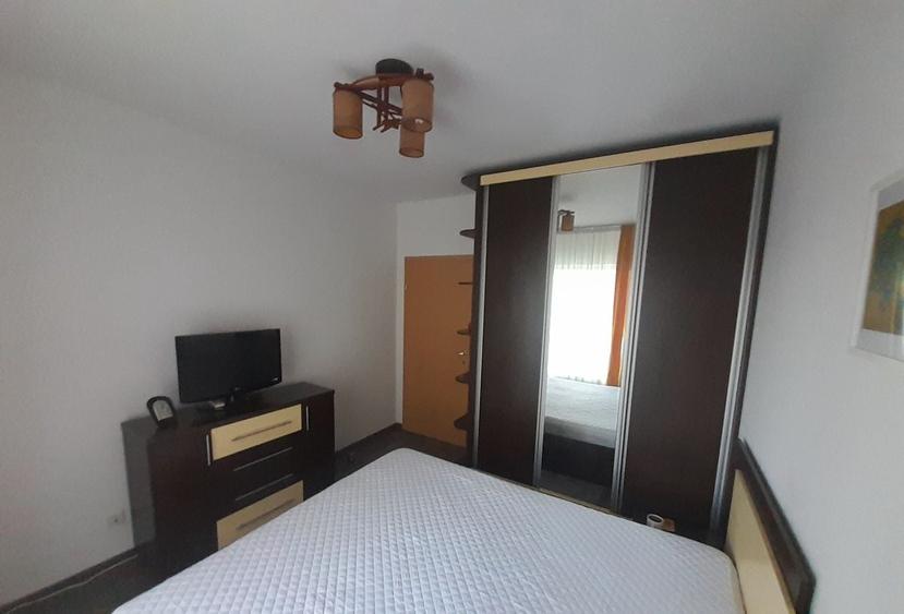 Apartament cu 2 camere semidecomandat în Titan
