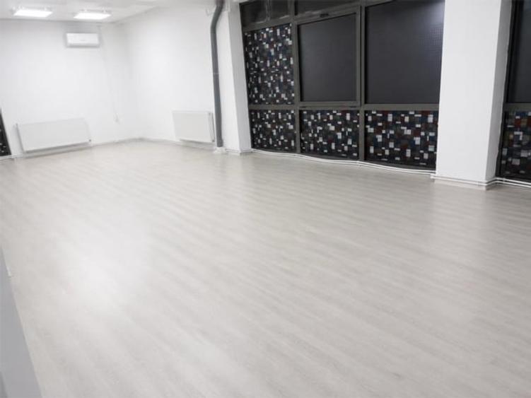 Spațiu comercial, de 160 mp, în Bragadiru