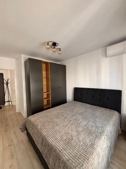 Apartament cu 2 camere decomandat în Băneasa