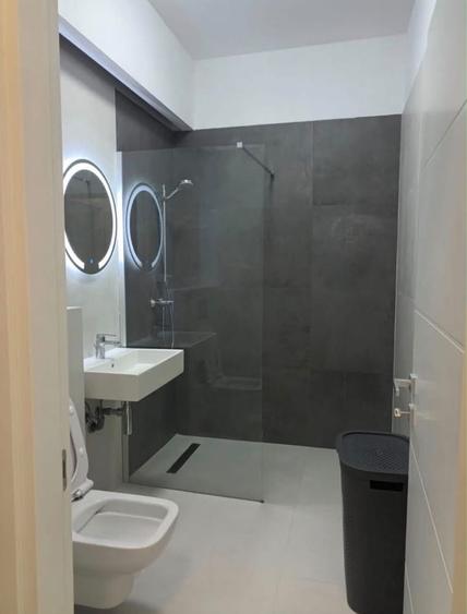 Garsonieră decomandată în Central