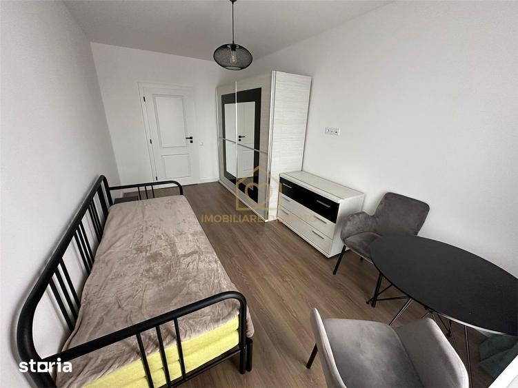 Apartament cu 3 camere în Săsar