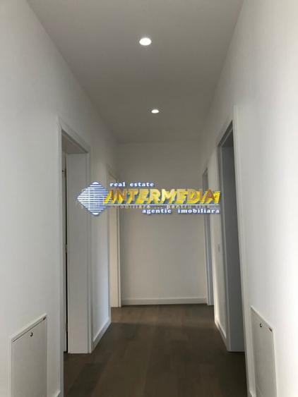 Duplex cu 4 camere cu Canalizare în Ultracentral