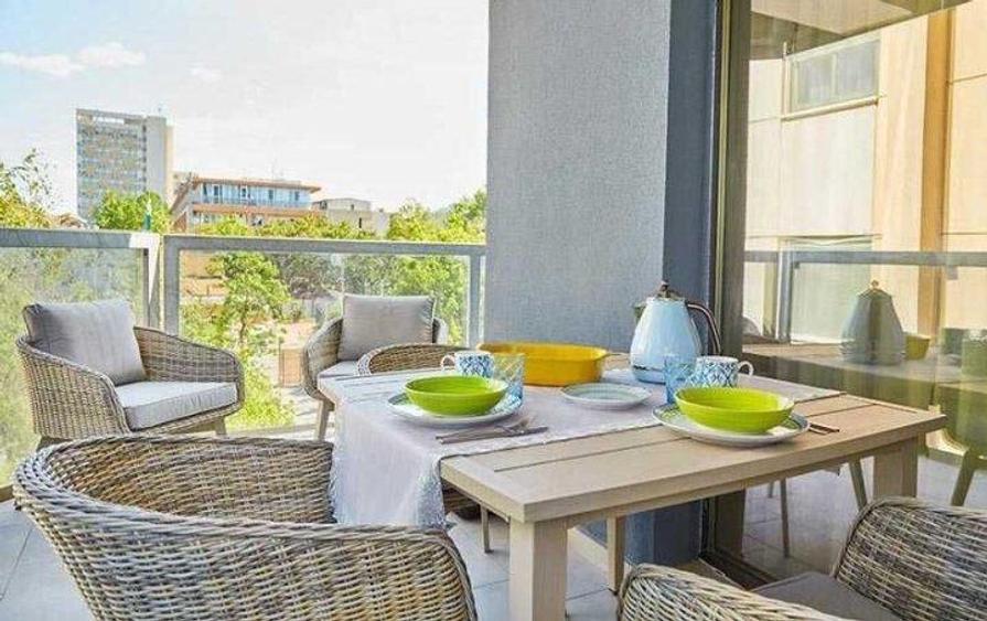 Apartament cu 2 camere, mobilat în Central