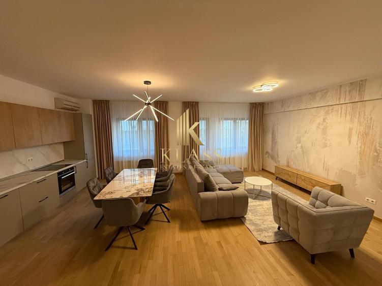 Apartament cu 4 camere semidecomandat, mobilat în Șoseaua Nordului