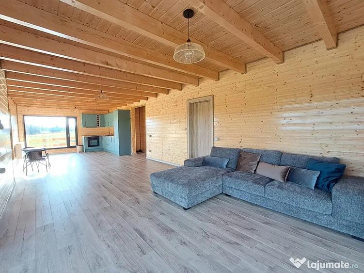 Casă cu 8 camere cu Teren 1000 Mp în Beliș