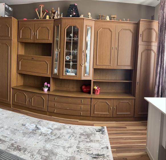 Apartament cu 2 camere decomandat în Lețcani