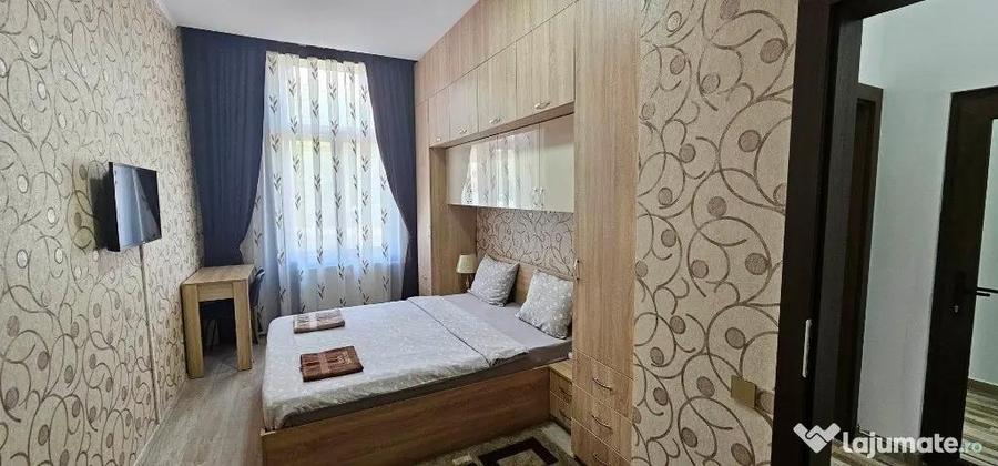Apartament cu 3 camere decomandat în Spitalul Județean