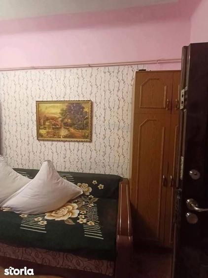 De vanzare garsoniera cf2 situata la etajul 1, renovata 14.500 euro - 5