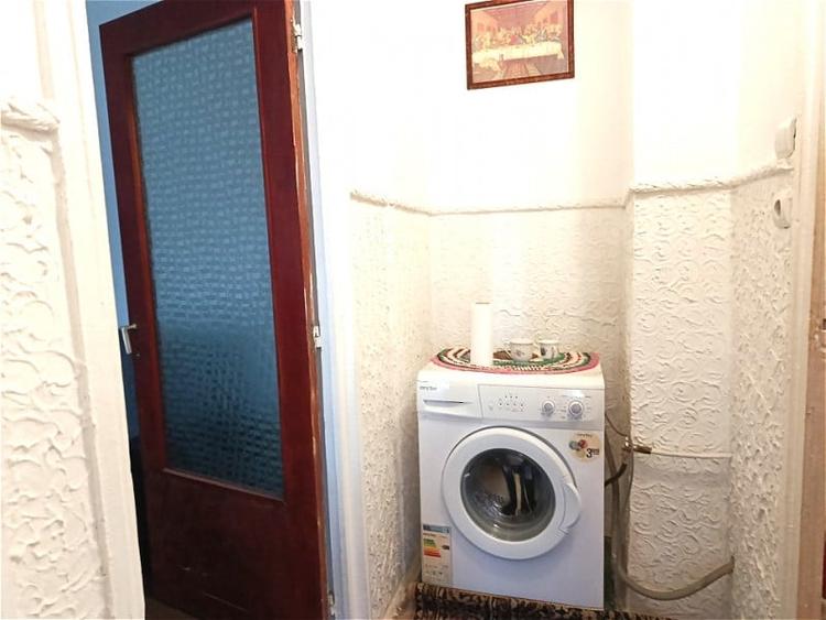 Apartament cu 2 camere semidecomandat în 1 Decembrie 1918