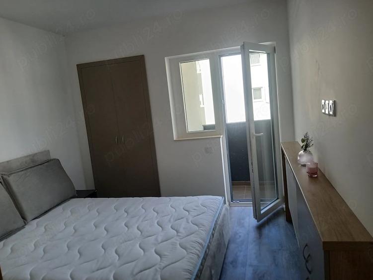 Apartament cu 2 camere semidecomandat în Apărătorii Patriei