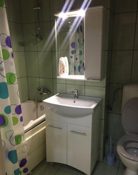 Apartament cu 2 camere decomandat în Panduri