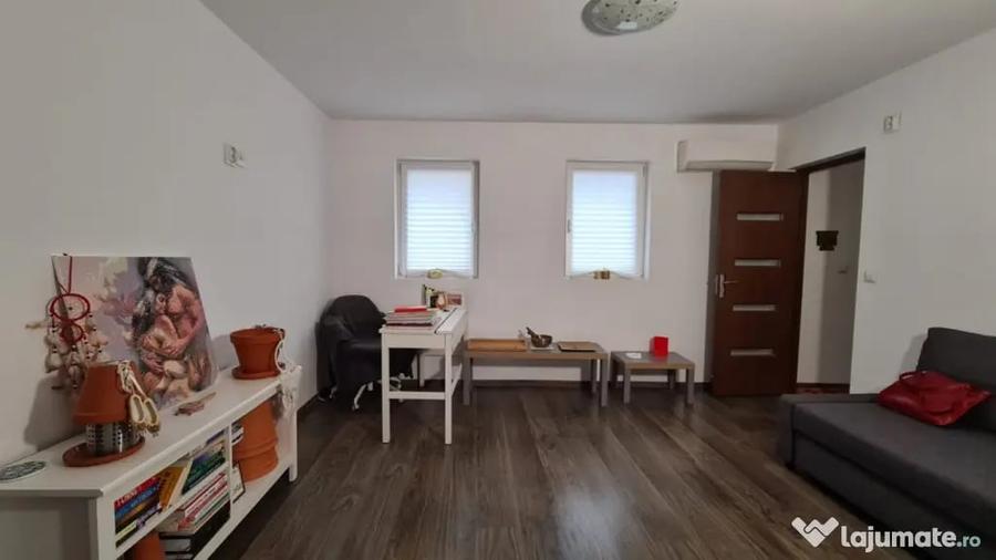 Apartament cu 2 camere semidecomandat, mobilat în Eminescu