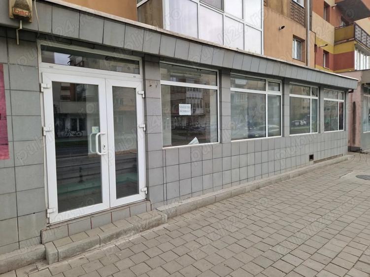 Spațiu comercial, de 80 mp, în Cetate