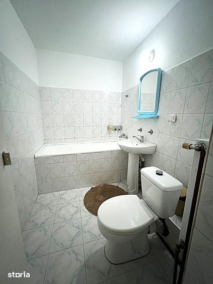 Apartament cu 2 camere decomandat în Nicolina