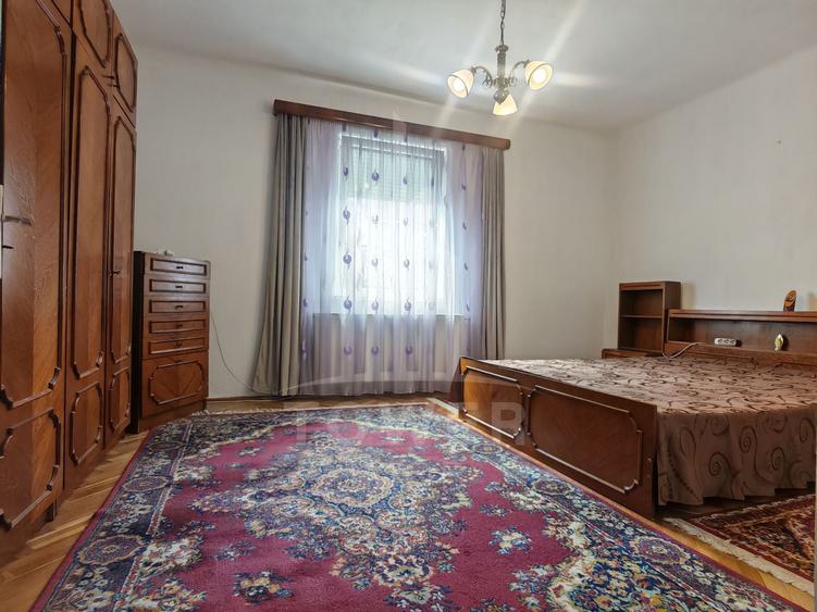 Casă individuală cu 3 camere cu Canalizare în Lupeni