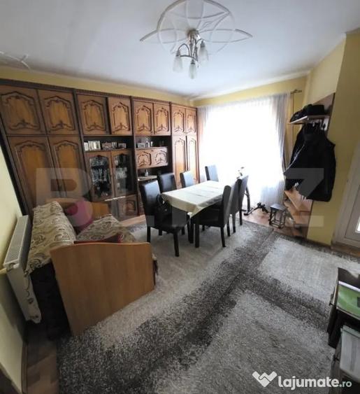 Casă cu 4 camere cu Teren 530 Mp în Central