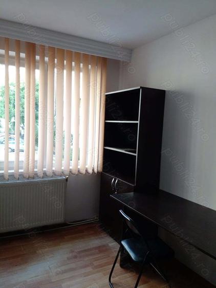 Apartament cu 3 camere în Dărmănești