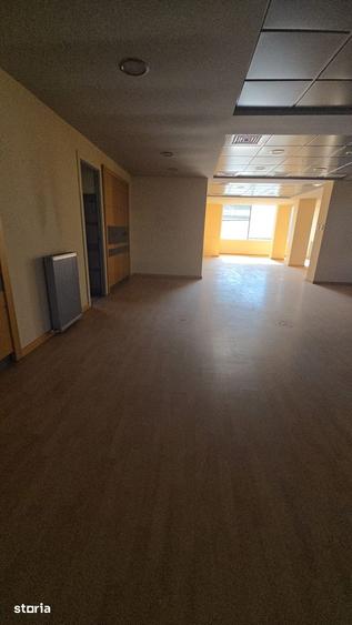 Spațiu comercial, de 292 mp, în Babadag