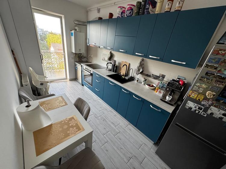 Apartament cu 2 camere decomandat, mobilat în Ghencea