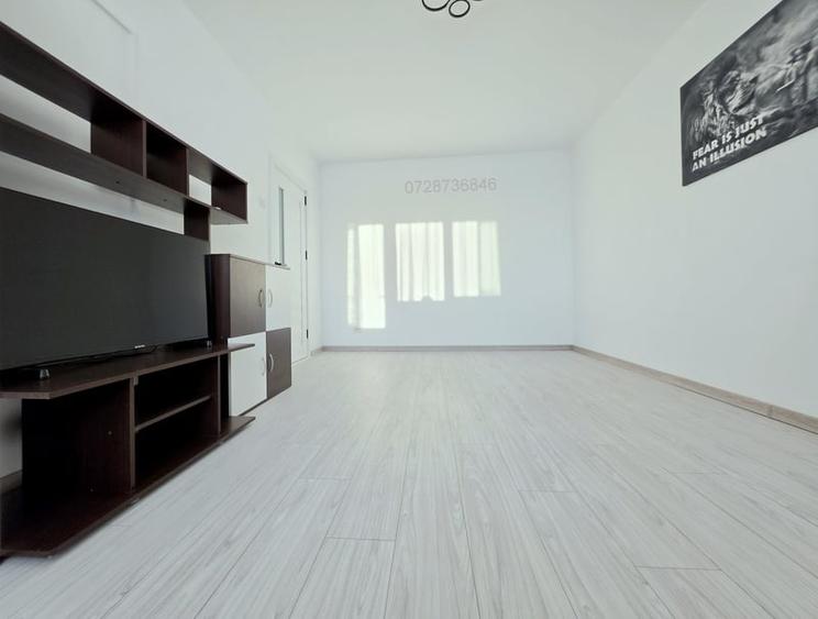 Apartament cu 3 camere decomandat în Drumul Taberei