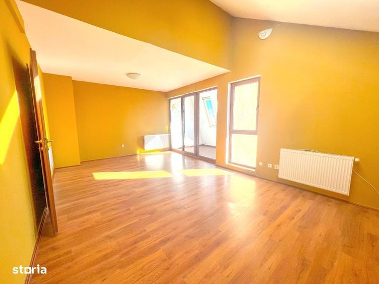 Casă cu 4 camere în IAR