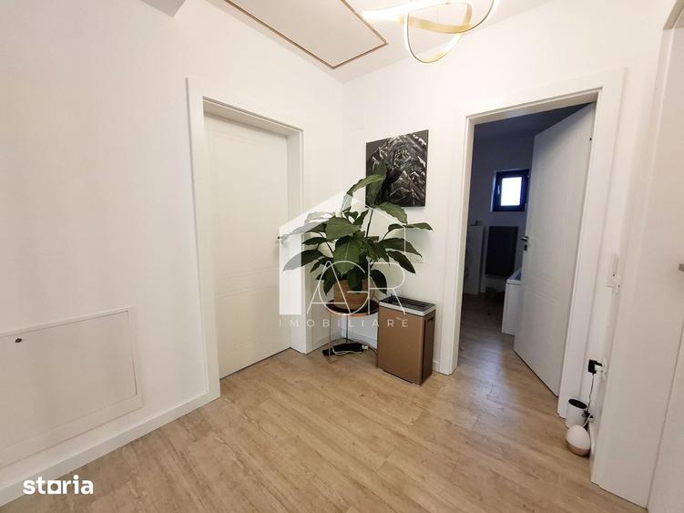 Casă cu 5 camere cu Teren 500 Mp în Păulești