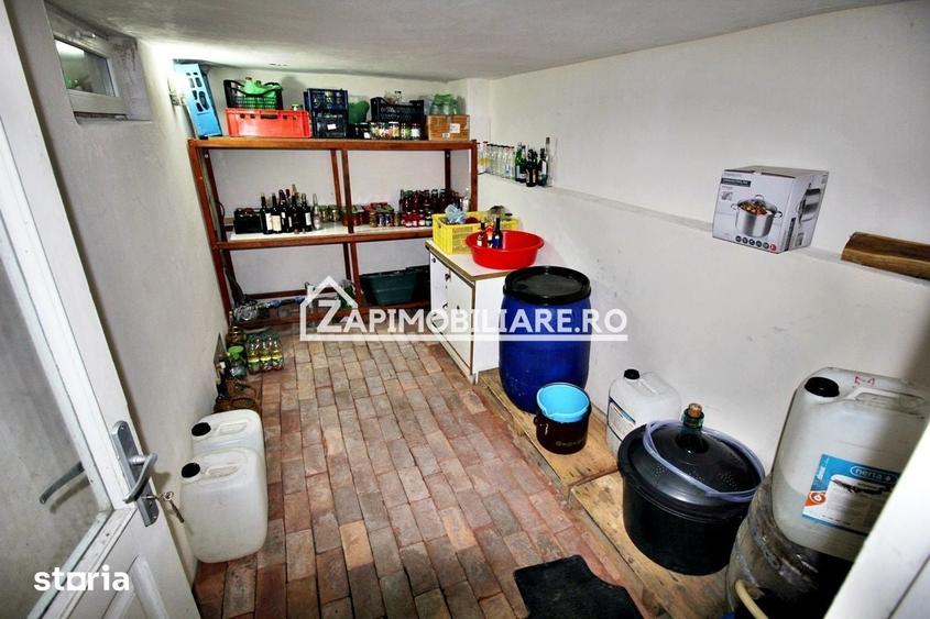 Casă cu 7 camere cu Teren 720 Mp în Unirii