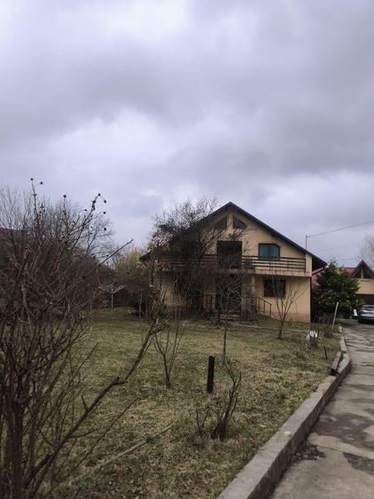 Casă individuală cu 4 camere cu Teren 1236 Mp în Ipotești