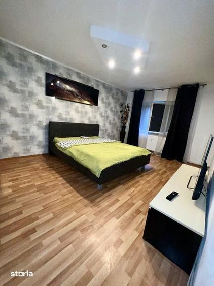 Inchiriez apartament Rovine - 2
