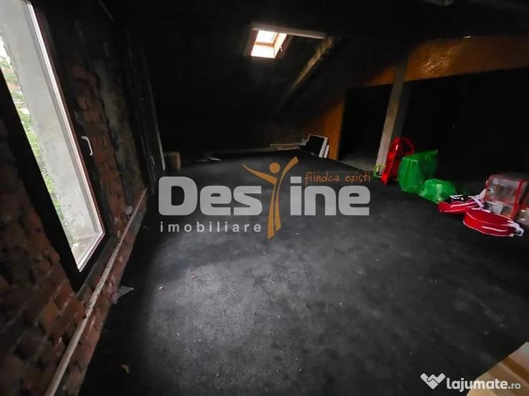 Apartament cu 4 camere decomandat în Domenii