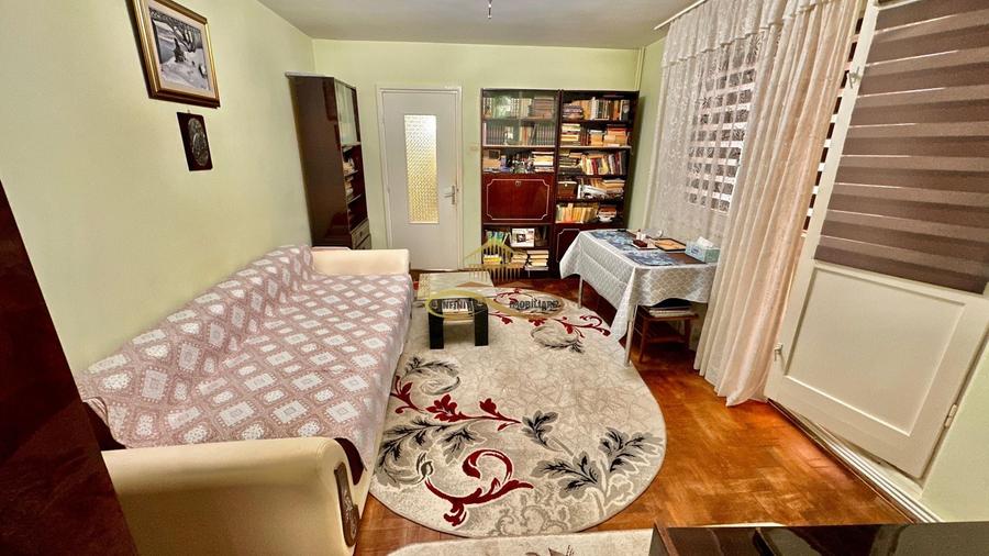 Apartament cu 3 camere, mobilat în Cornișa