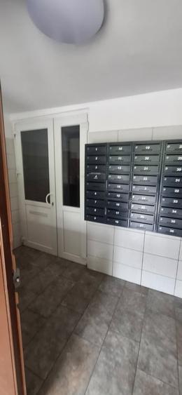 Garsonieră în Titan